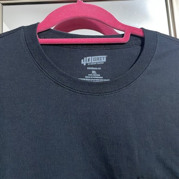 40 Grit Duluth Trading Co Standard Fit XL black short sleeve Tshirt chest pocket - Picture 6 of 10
